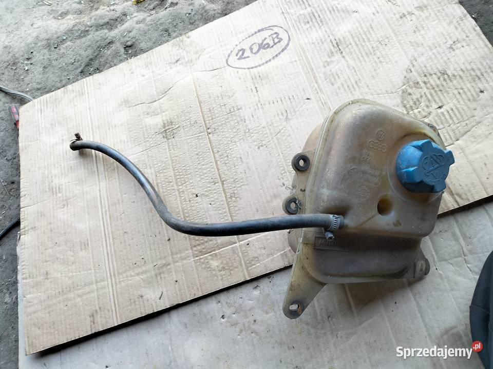 AUDI 80B3 80 B3 8A0121403A KOREK ZBIORNICZEK lubelskie sprzedam