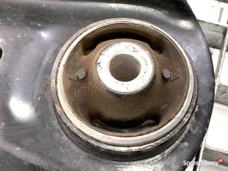 WAHACZ LEWY PRZÓD SKODA RAPID Hatchback PRZEDNI