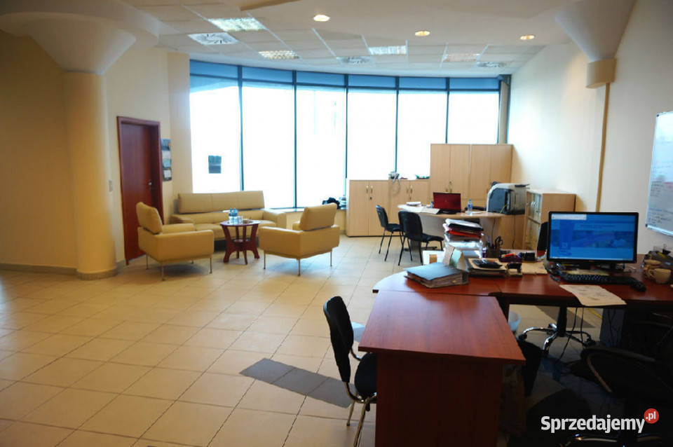 Wynajem Lokal na Parterze o pow 66 m2 w Opolu Ilość pomieszczeń 0 Opole
