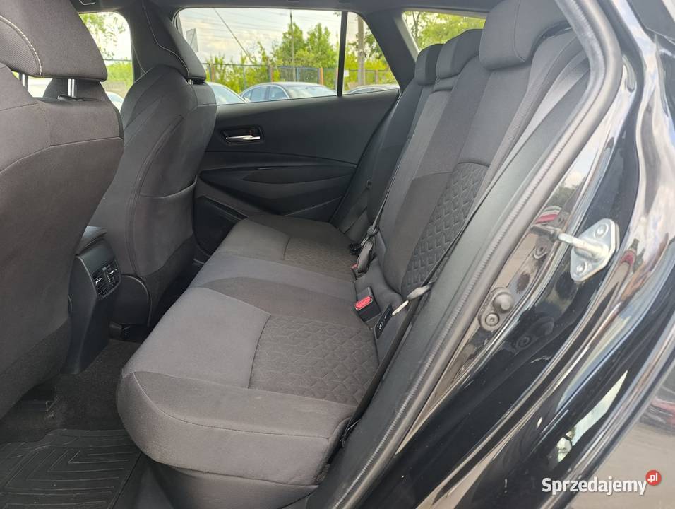 20 HYBRID 184 Podgrzewane fotele Czujniki automatyczna sprzedam