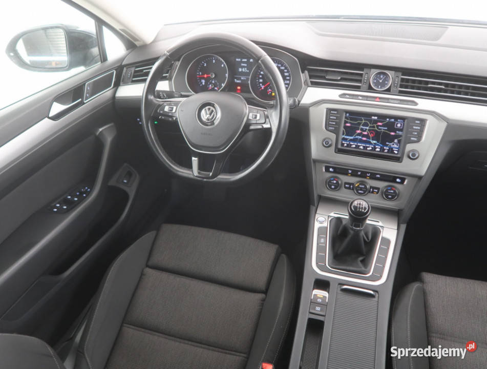 VW Passat 16 TDI relingi dachowe Bielany Wrocławskie