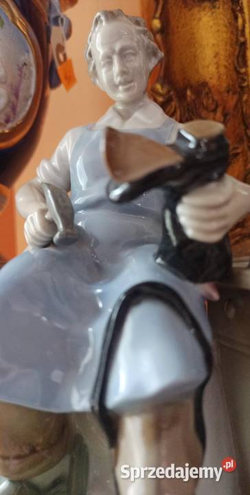 Figurka Szewc Carl Scheiding K G Turyngia 193239 Porcelana i szkło Gdańsk