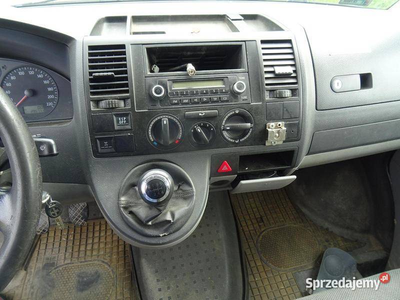VOLKSWAGEN TRANSPORTER T5 2009 2460 ccm 131 Warszawa