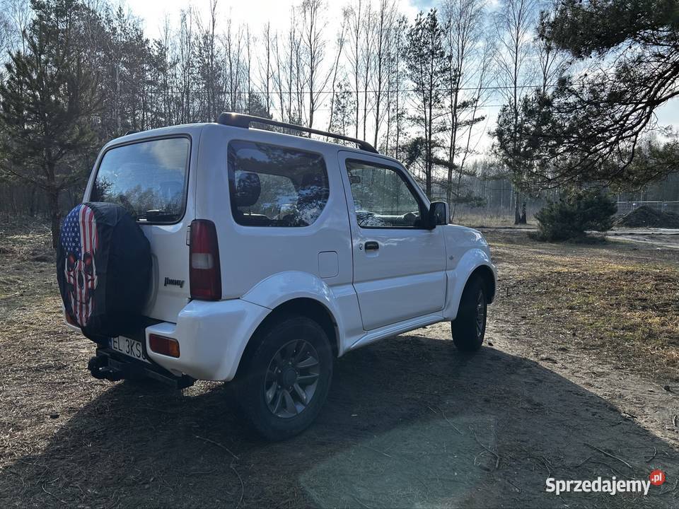 Suzuki Jimny 2016 r 13 Benzyna 4x4 napęd 4x4 Łódź