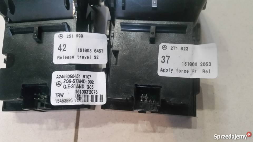 Mercedes przycisk ręcznego GLS ML W166 GLA W156 sprzedam