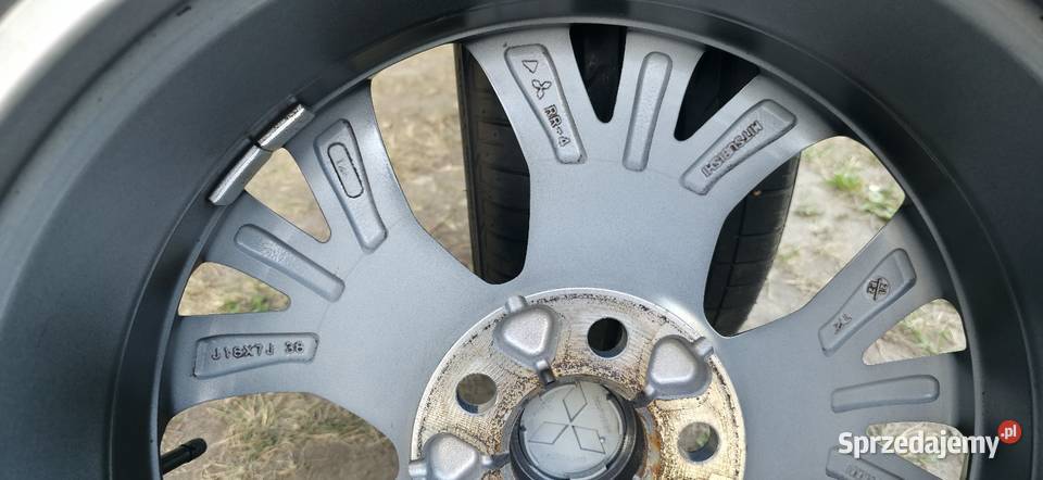 Sprzedam kola felgi 2255518 lato 8mm rozstaw Zwoleń