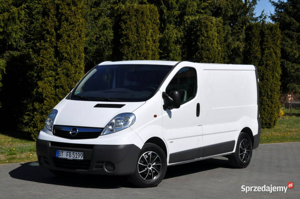 Opel Vivaro 25CDTI145KlimatyzacjaHakI Opel Ostrów Mazowiecka