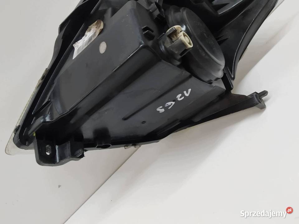 LAMPA PRZÓD PRAWA EUROPA 9680128480 Citroen C2 I