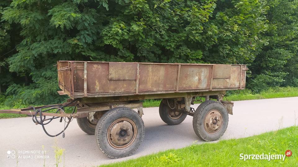 Przyczepa rolnicza D43 Wywrotka kiprówka na dwie nieuszkodzony