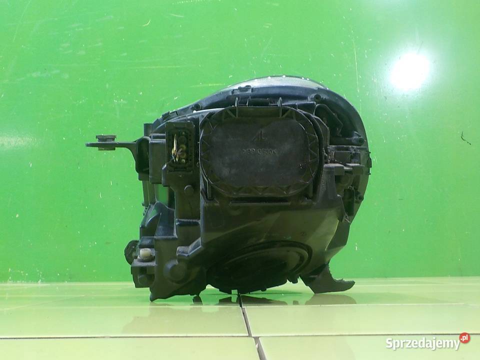 MINI COOPER COUNTRYMAN 16 D 12r 5D lampa prawa Lampy przednie Suków