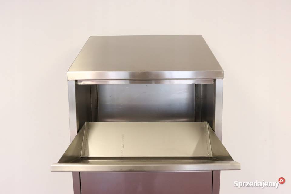 Szafa porządkowa magazynowa ze wsypem na odzież Góra