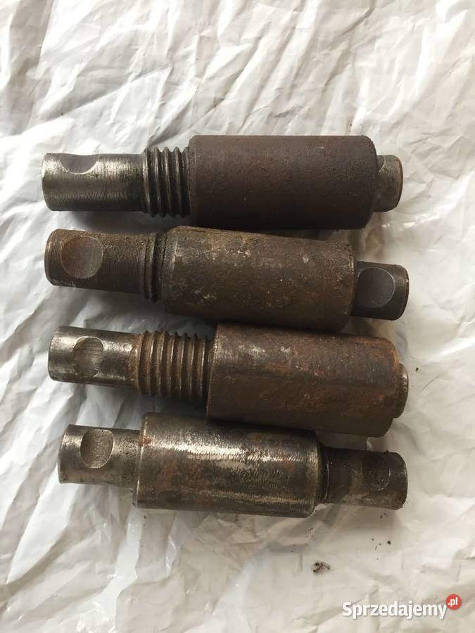 śruby łączące z ruchomą nakrętką Gaz67 czapajew