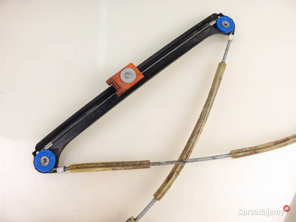 PODNOŚNIK SZYBY PRAWY PRZEDNI AUDI A3 Sportback