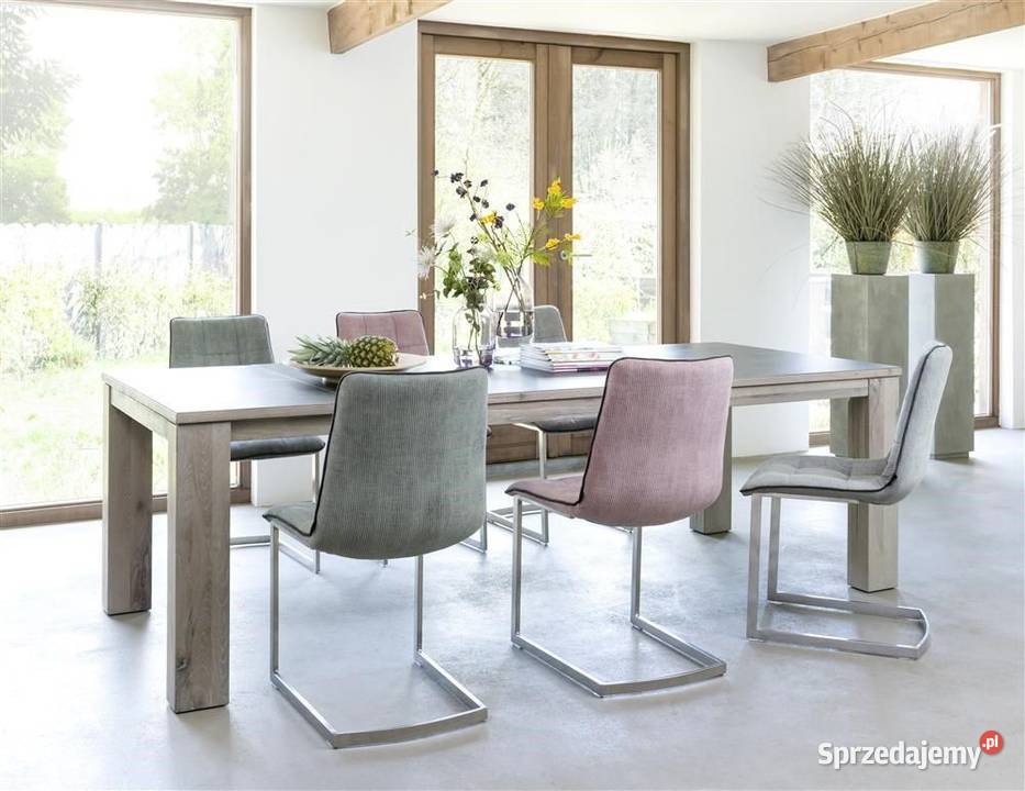 Czyszczenie magazynów Stół z uszkodzoną ceramiką Opole