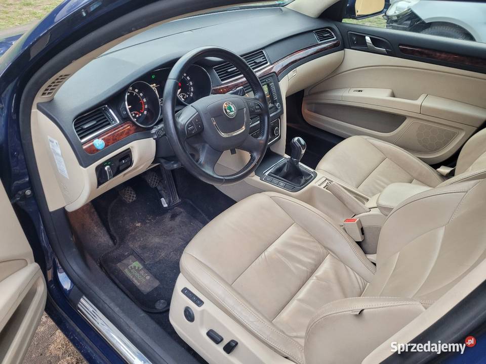 Skoda Superb 20 TDI 140 koni CR 164 przebieg Superb