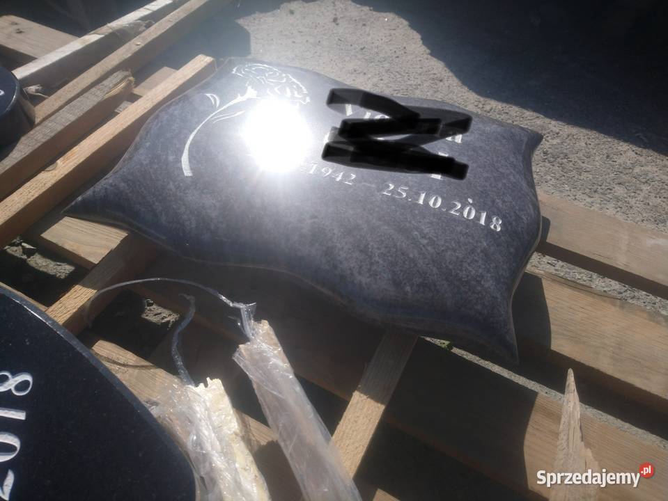 Książka serce nagrobek