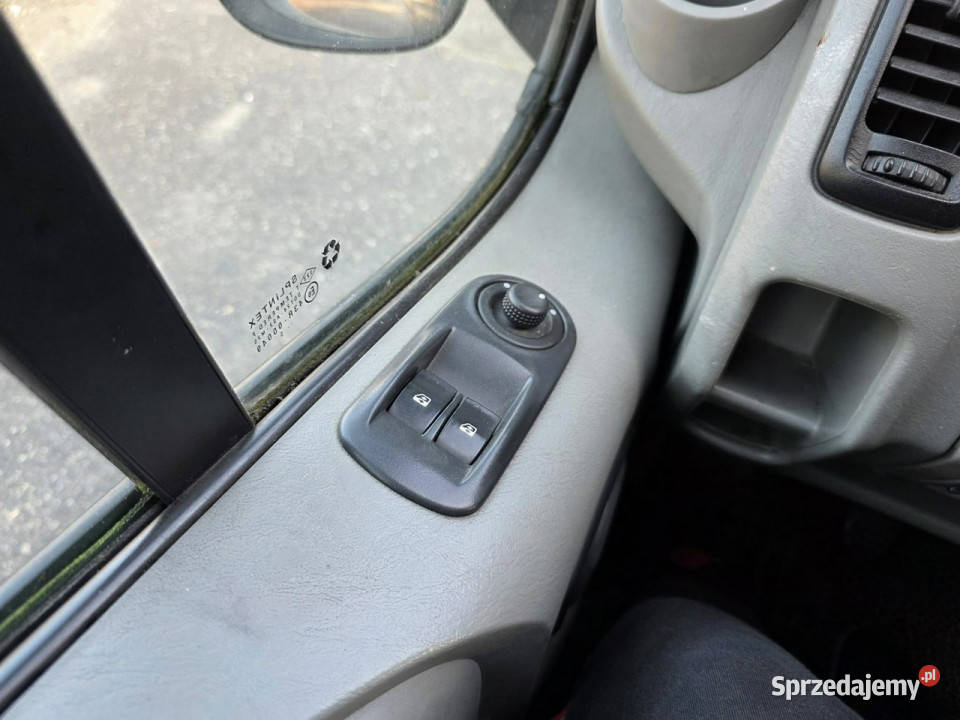 Renault Trafic 19 DCI 100 Klimatyzacja Hak elektryczne lusterka Słupsk