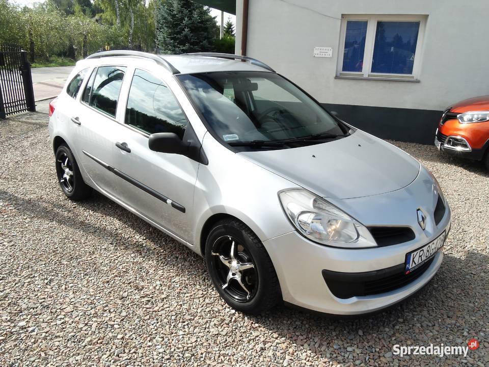 Renault Clio III Grandtour 15diesel wynajem