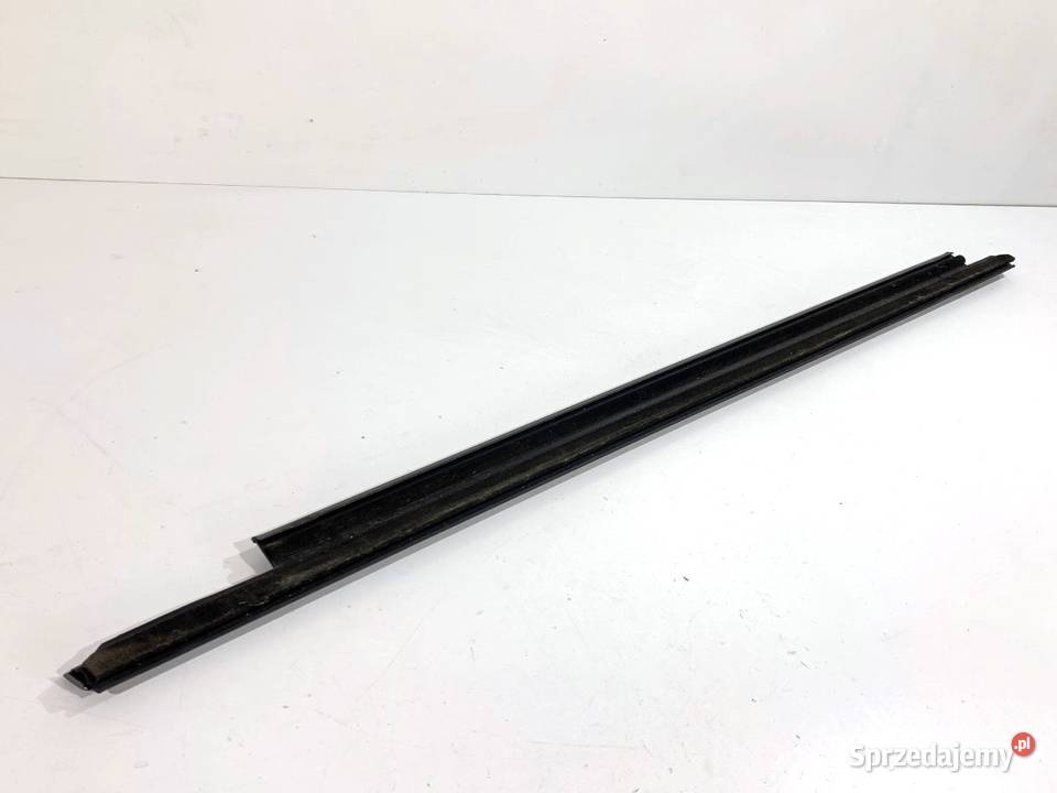 LISTWA ZGARNIAJĄCA TYŁ LEWY AUDI A7 4G podkarpackie