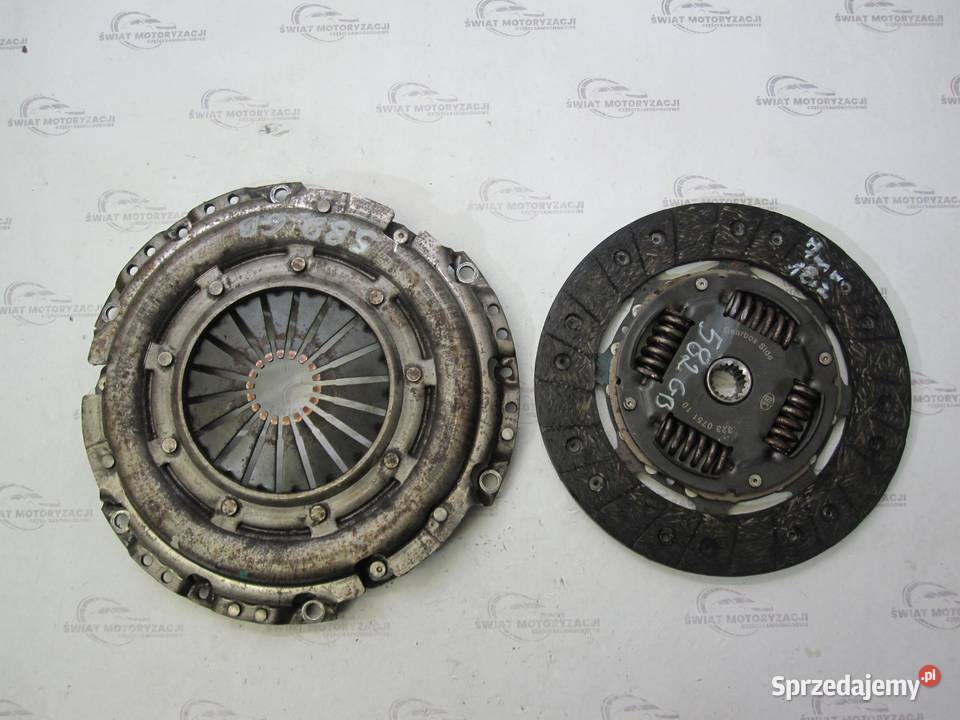 Peugeot 3008 16 VTI 5FW 120 127 323075110