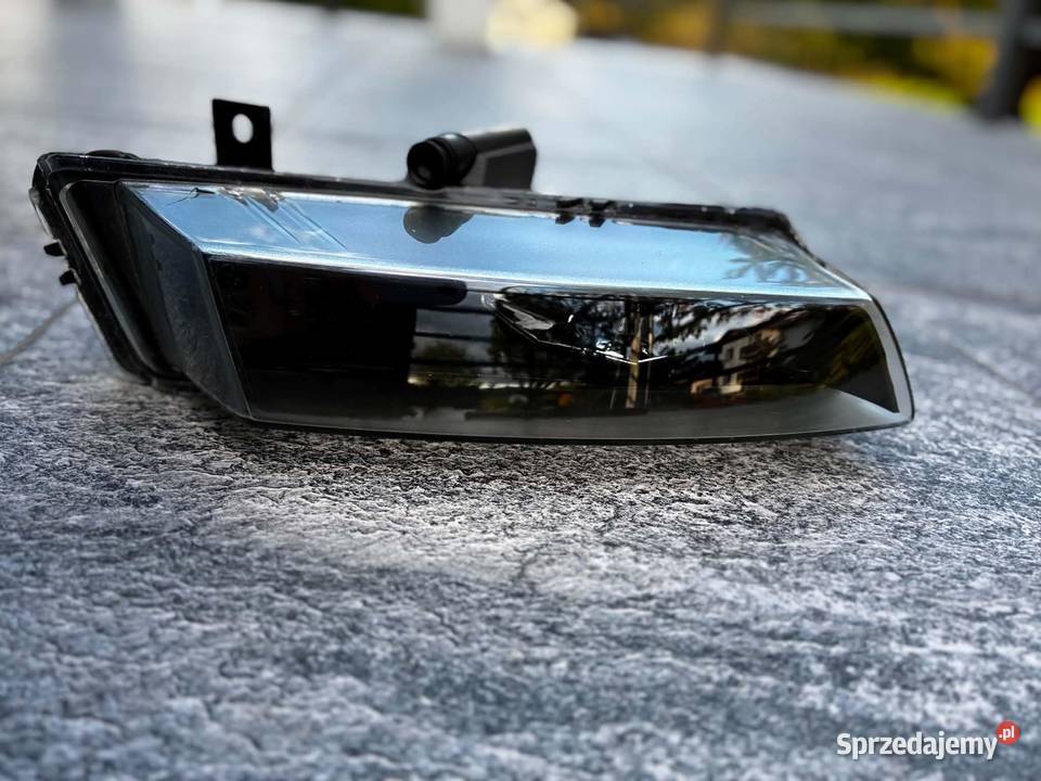 Lampa LED SEAT LEON ATECA 575941700B oryginalna Żywiec sprzedam
