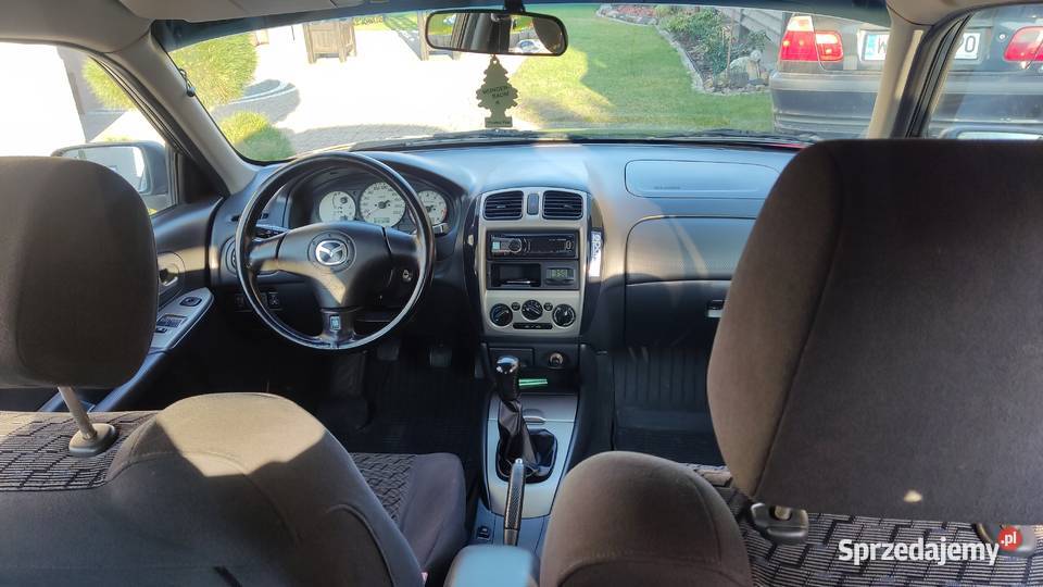 Mazda 323F BJ 16 ZM 2001 Radom