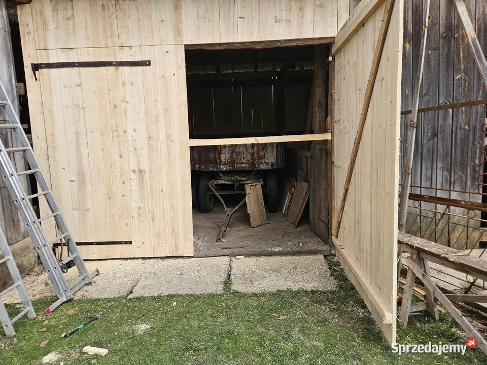 Skup starych desek skup stodół rozbiórka stodol świętokrzyskie