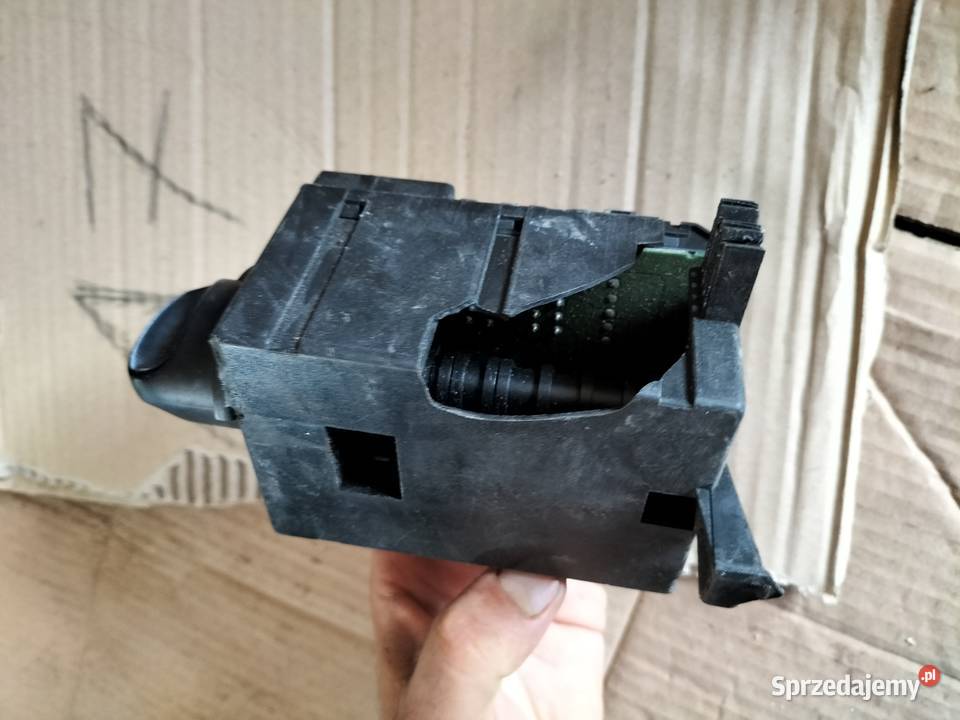 WŁĄCZNIK ŚWIATEŁ Mercedes W168 VANEO 1585450104 sprzedam