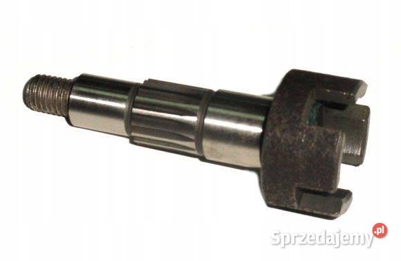 Wałek napędowy pompy hydraulicznej stary typ Tyczyn