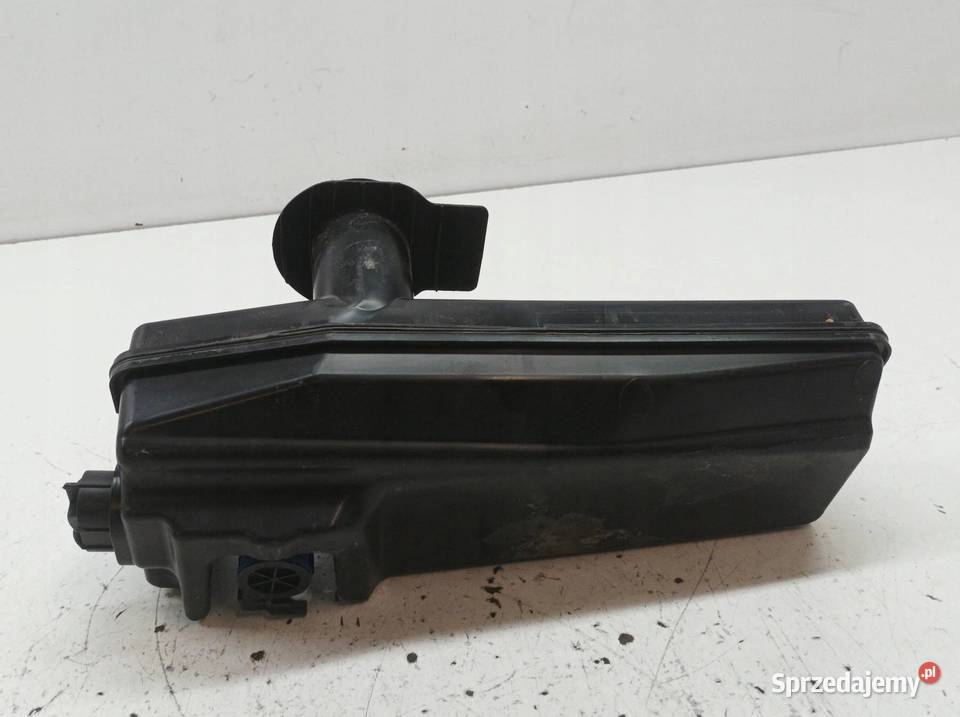 ZBIORNICZEK SPRYSKIWACZY POMPKA 289105888R Dacia świętokrzyskie