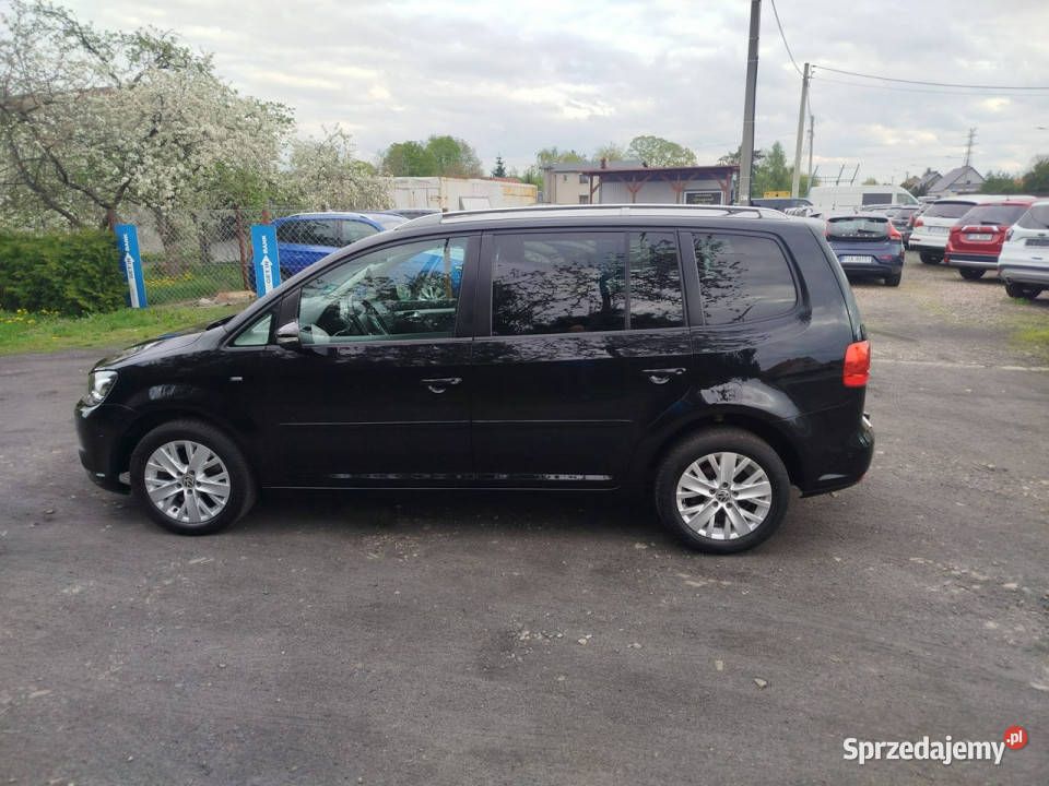 Volkswagen Touran 20 TDI udokumentowany przebieg kurtyny powietrzne Jarocin