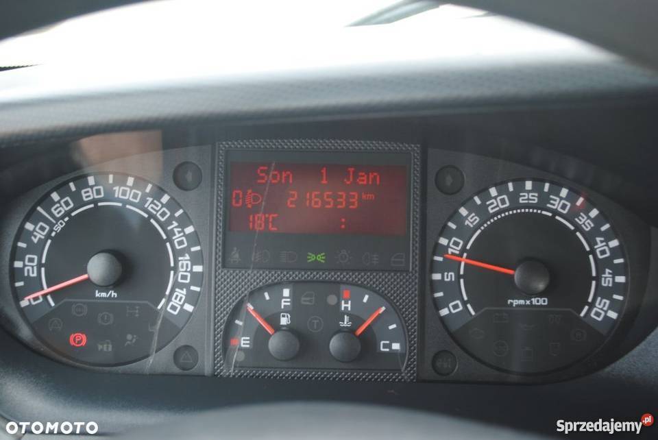 Iveco Daily Dubel Doka Brygadówka 6 Miejsc Hak VAT marża Sierakowice sprzedam