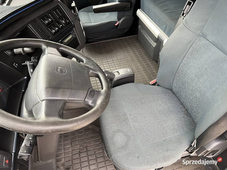 Volvo FH13500EEVStandard Automat dwa łóżka Ciągniki siodłowe Miechów