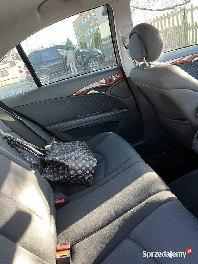 Sprzedam samochód marki mercedes benz Sandomierz