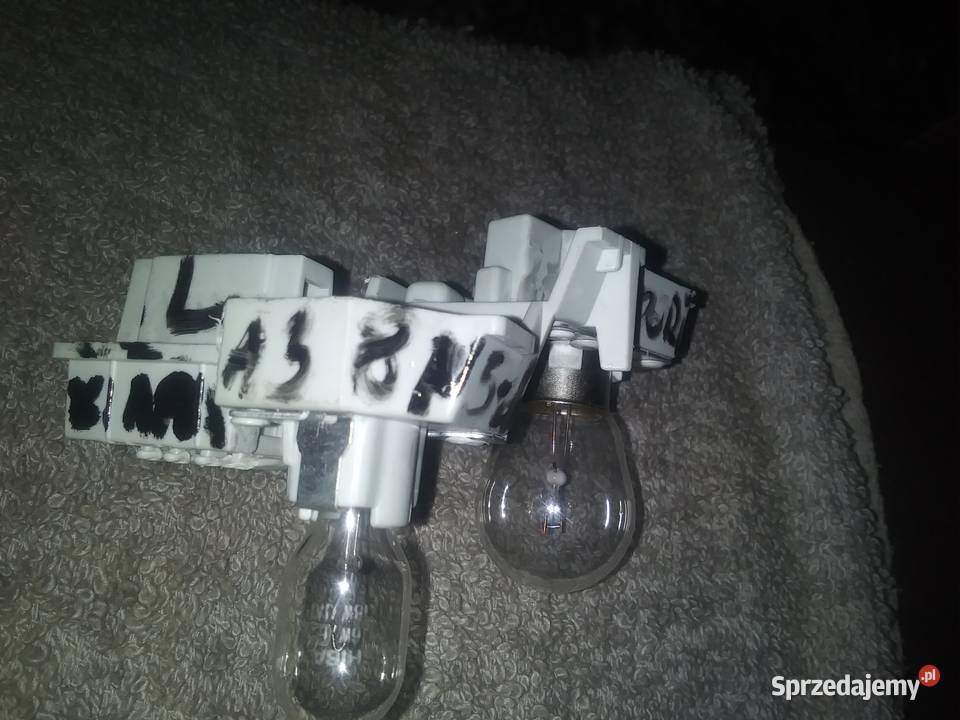 A3 8P4 Wklad tylnej lampy klapy LPR Lubin