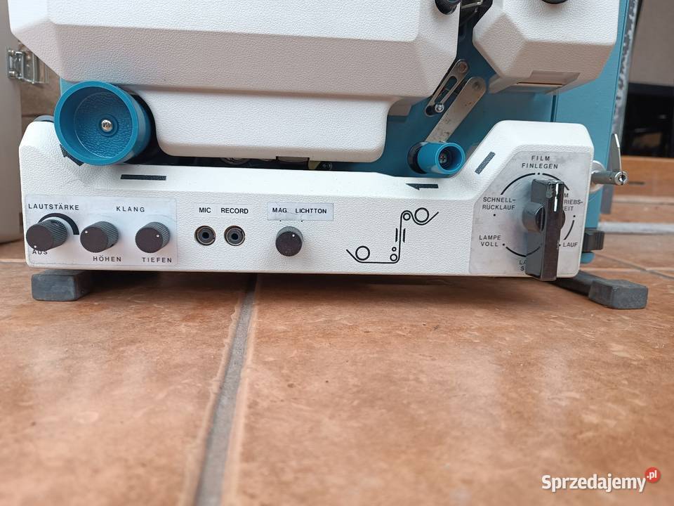 Niemiecki projektor PROKI 16mm VINTAGE Wydaje Szczyrk