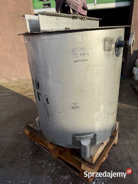 Zbiornik ze stali nierdzewnej 1100 l pionowy z Leszno