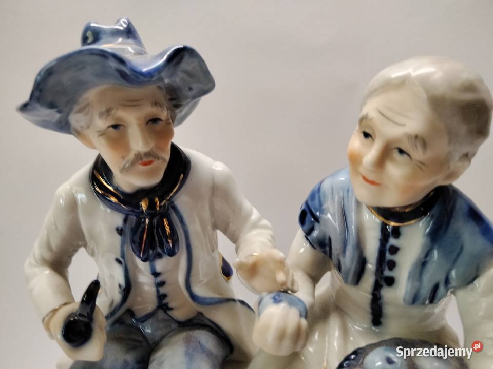 Figura porcelana szkliwiona stan idealny