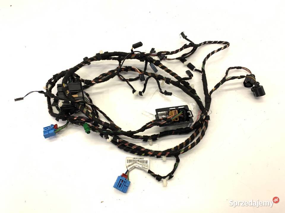 WIĄZKA KLAPY BAGAŻNIKA TYŁ VW PASSAT B8