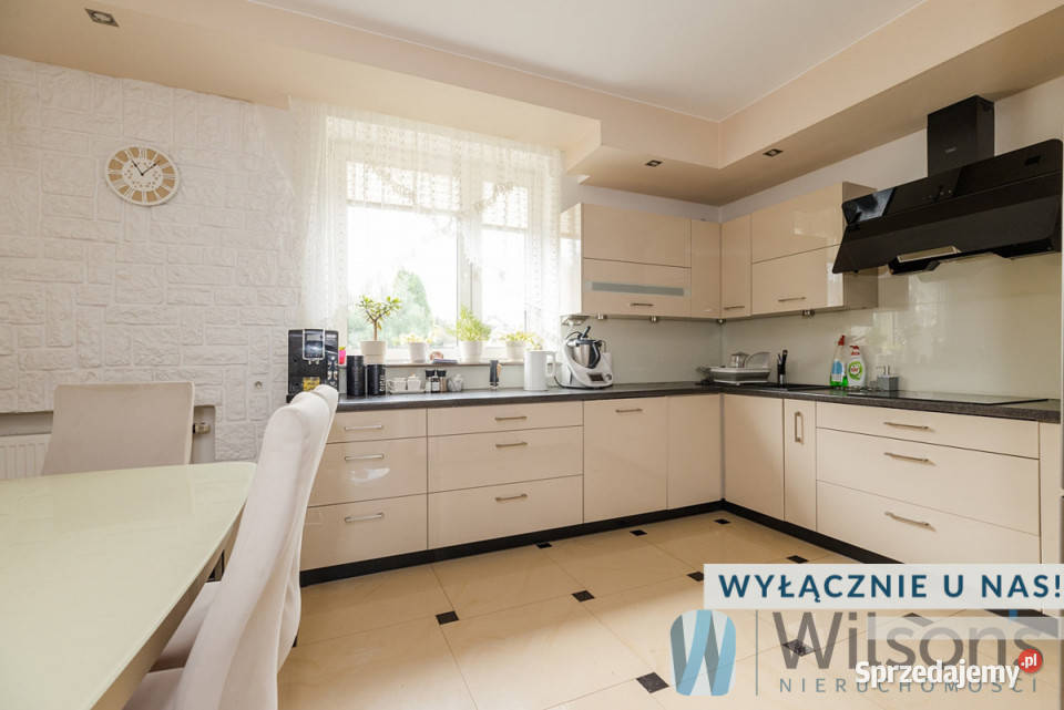 sprzedaży domu wolnostojącego Warszawa 220m2