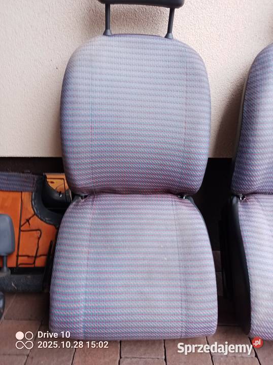 Komplet siedzeń z tapicerką drzwi i zagłówkami małopolskie Kraków