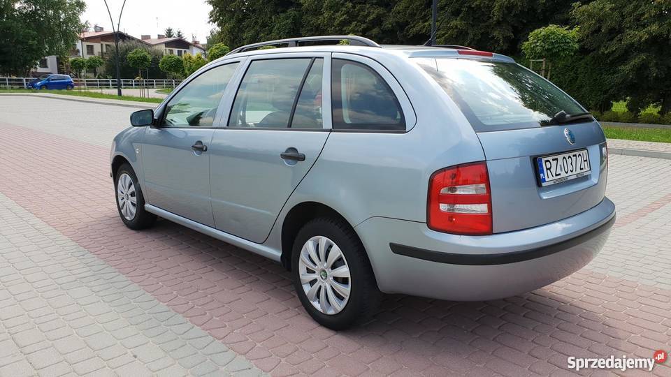 Skoda Fabia 14 MPI Klimatyzacja elszyby komputer serwisowany w ASO Rzeszów