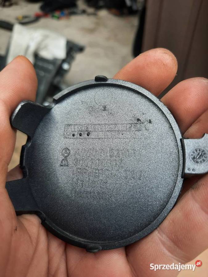 Zaślepka zdeżak gril A9608852108 Mercedes Actros świętokrzyskie Staszów sprzedam