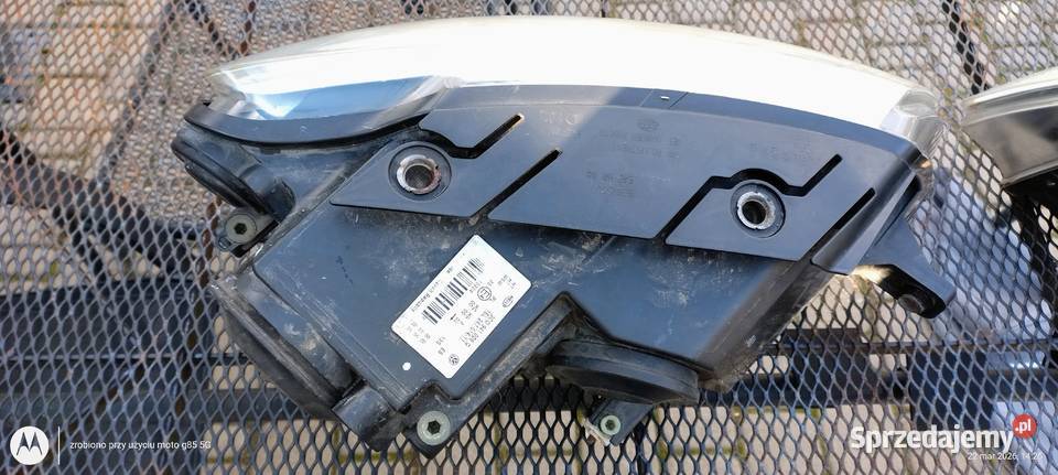 Lampy reflektory przód VW Passat B6 oryginał Lubin
