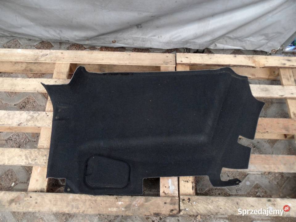 FORD C II 13r boczek tapicerka bagażnika prawa Tapicerki samochodowe sprzedam