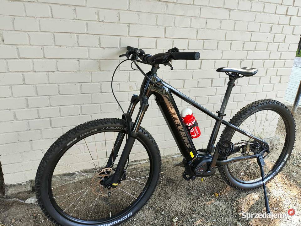 czarne diabli stevensModel ETremalzo smart 2025 Wrocław