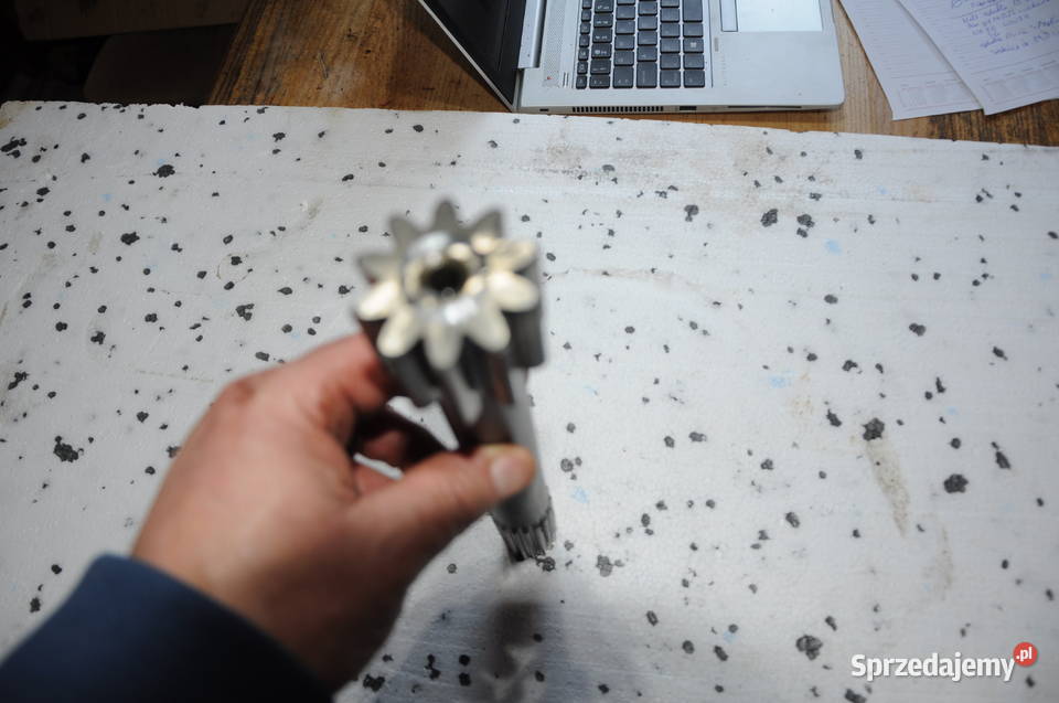 Ładowarka atlas 46 52 zwolnica piasta mostu Sierakowice sprzedam