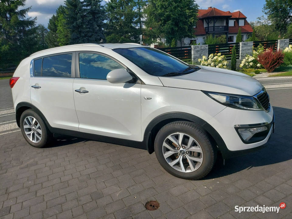 Kia Sportage 16 benzyna kamera Biała Perła III Sportage Drelów