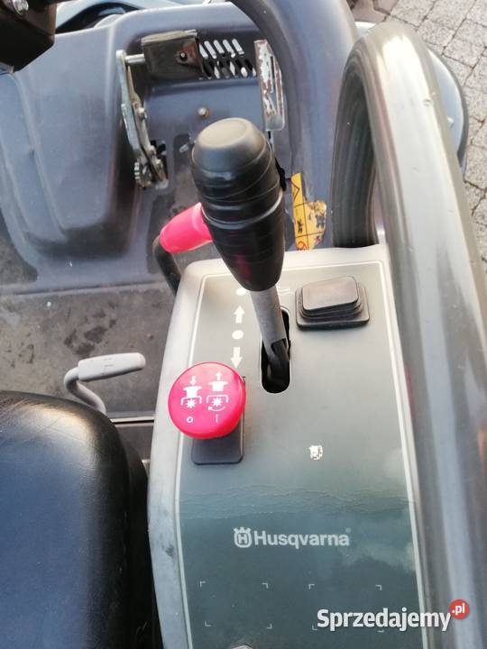 Profesjonalna kosiarka Husqvarna Kubota P525 Kobiele Wielkie