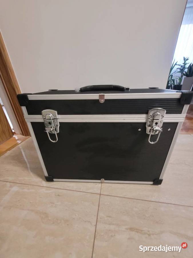 Kufer fryzjerski FOX Stopnica sprzedam